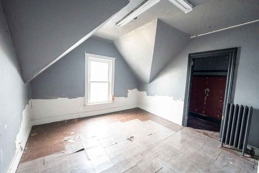 23-Spring-St-Pawtucket-RI-02860-Bedroom-20-Photo-by-Alexander-Parmenidez-Coldwell-Banker-Realty