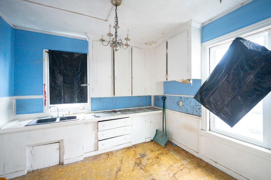 23-Spring-St-Pawtucket-RI-02860-Kitchen-18-Photo-by-Alexander-Parmenidez-Coldwell-Banker-Realty