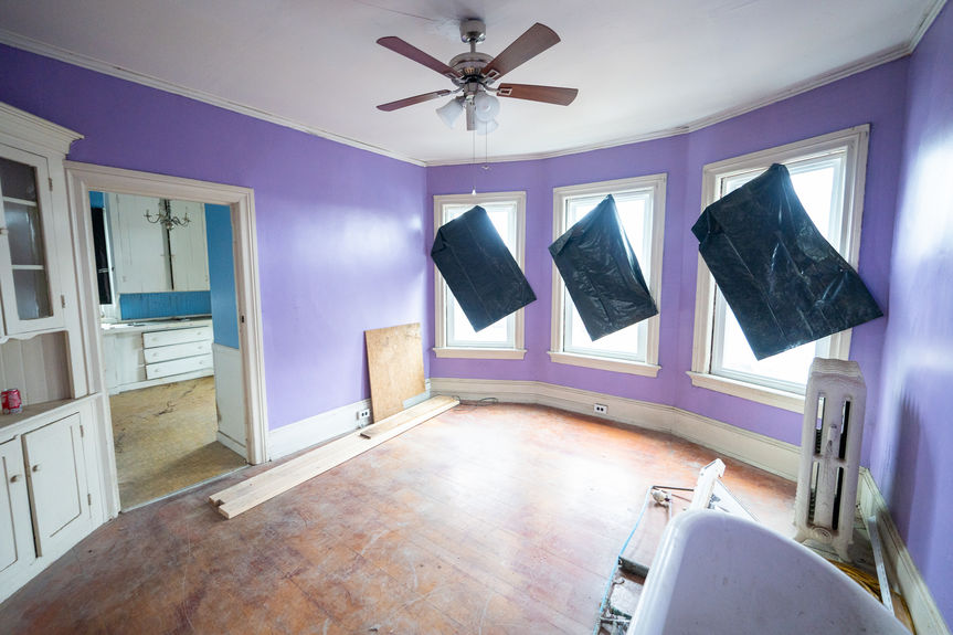 23-Spring-St-Pawtucket-RI-02860-Living-room-17-Photo-by-Alexander-Parmenidez-Coldwell-Banker-Realty