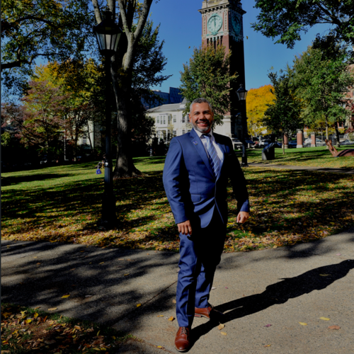 Alex Parmenidez: El Líder Inmobiliario de Confianza en Rhode Island