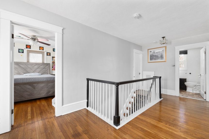 185-Pulaski-Street-West-Warwick-RI-02893-Hallway-0029-Photo-by-Alexander-Parmenidez-Coldwell-Banker-Realty