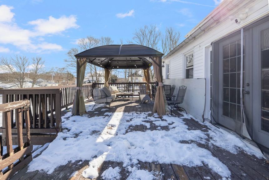 185-Pulaski-Street-West-Warwick-RI-02893-Patio-0038-Photo-by-Alexander-Parmenidez-Coldwell-Banker-Realty