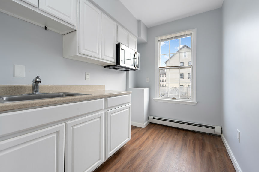 254-Shawmut-Ave-Central-Falls-RI-02863-Kitchen-3-Photo-by-Alexander-Parmenidez-Coldwell-Banker-Realty