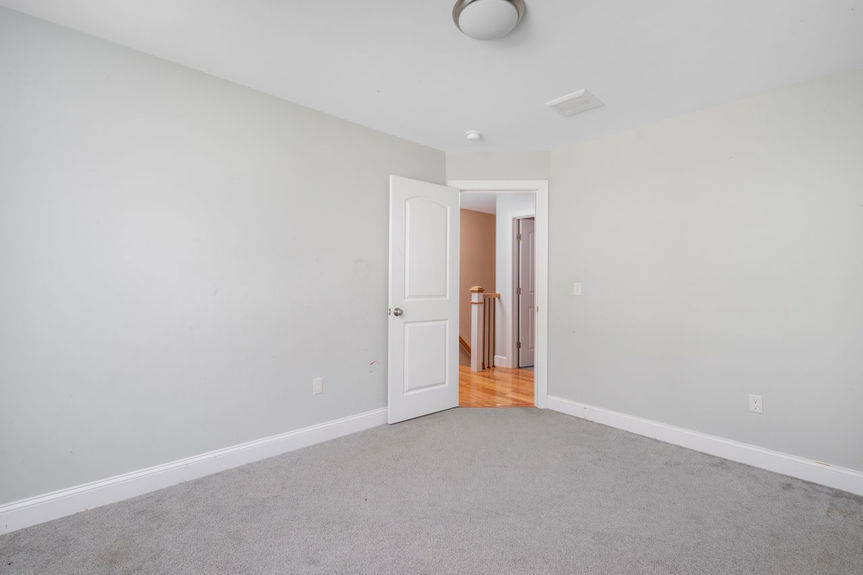 14-Dover-Ave-Lincoln-RI-Bedroom-2-021-Photo-by-Alexander-Parmenidez-Coldwell-Banker-Realty