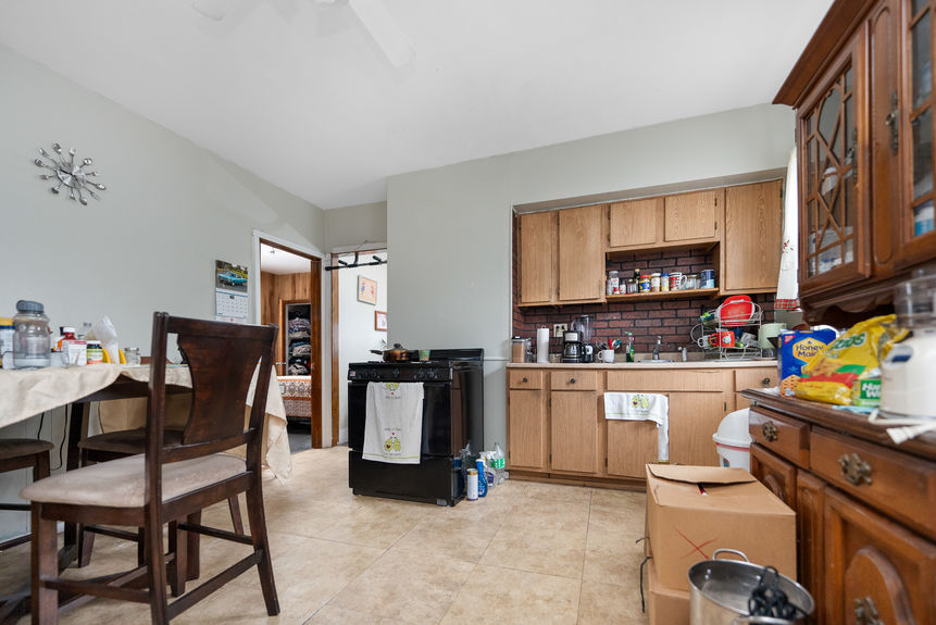 518-Lonsdale-Ave-Pawtucket-RI-Kitchen-018-Photo-by-Alexander-Parmenidez-Coldwell-Banker-Realty