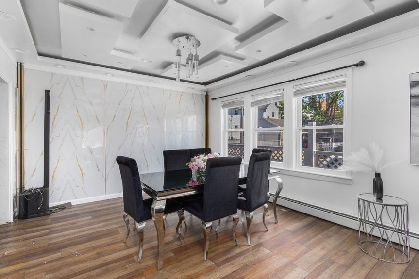 53-Carolina-Ave-Providence-RI-Dining-Room-004-Photo-by-Alexander-Parmenidez-Coldwell-Banker-Realty