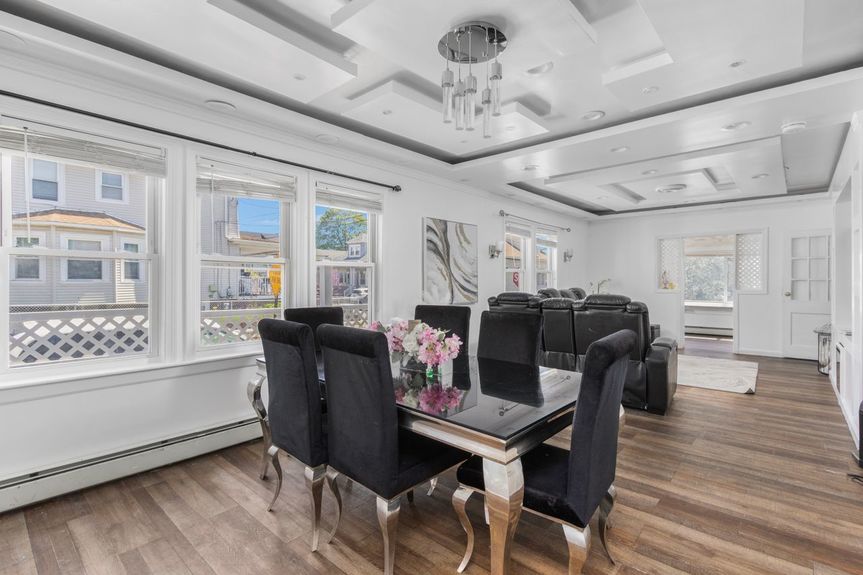 53-Carolina-Ave-Providence-RI-Dining-Room-005-Photo-by-Alexander-Parmenidez-Coldwell-Banker-Realty