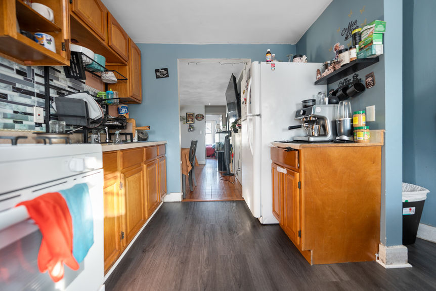 113-Summer-St-Central-Falls-RI-Kitchen-006-Photo-by-Alexander-Parmenidez-Coldwell-Banker-Realty