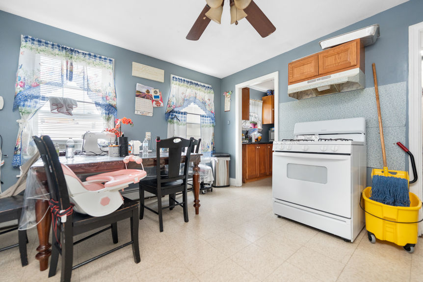 113-Summer-St-Central-Falls-RI-Kitchen-008-Photo-by-Alexander-Parmenidez-Coldwell-Banker-Realty