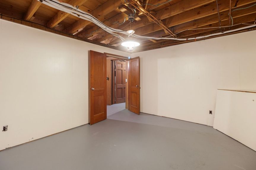 Basement at 15 Williams Road, Smithfield, RI, listed by Alexander Parmenidez, Coldwell Banker Realty.