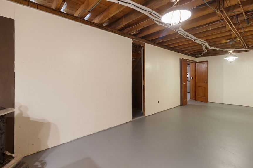 Basement at 15 Williams Road, Smithfield, RI, listed by Alexander Parmenidez, Coldwell Banker Realty.