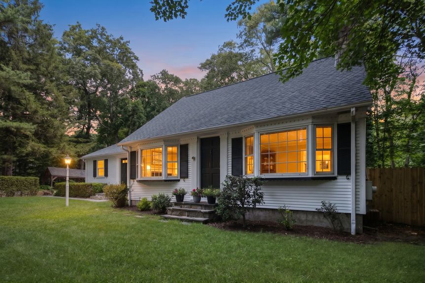 15-Williams-Rd-Smithfield-RI-Front-Exterior-Twilight-076-Photo-by-Alexander-Parmenidez-Coldwell-Banker-Realty