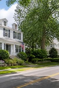 Should You Buy a Home Near a Major Road, Highway, &hellip;