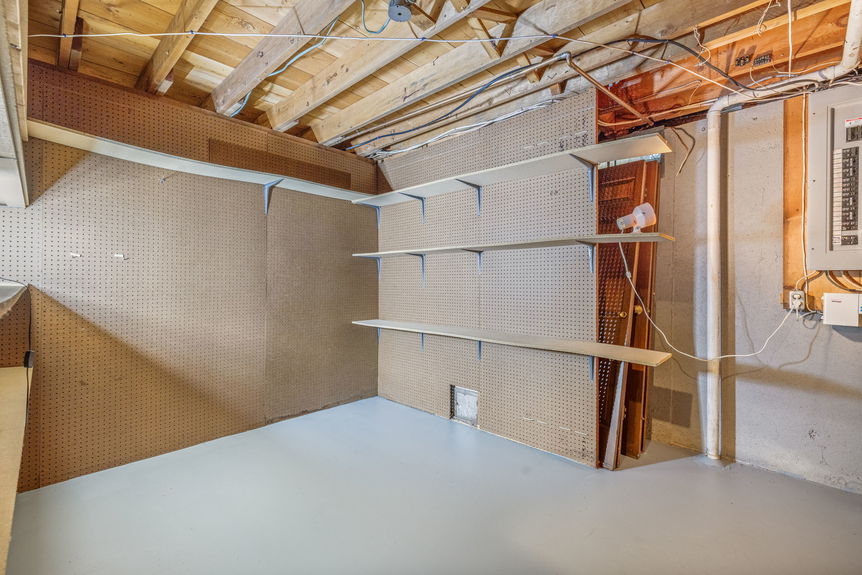 Basement at 15 Williams Rd, Smithfield RI, listed by Alexander Parmenidez, Coldwell Banker Realty.