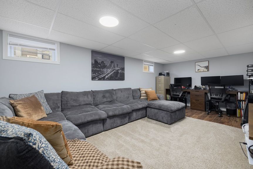Basement at 122 Oriole Avenue, listed by Alexander Parmenidez, Coldwell Banker Realty.