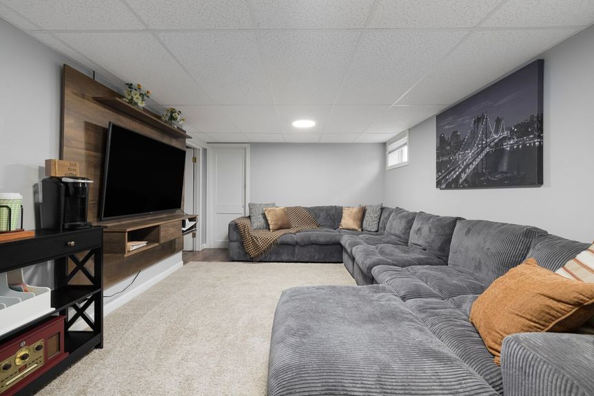 Basement at 122 Oriole Avenue, listed by Alexander Parmenidez, Coldwell Banker Realty.