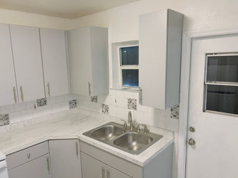 11900 SW 216th Street Miami FL 33170 – Kitchen2