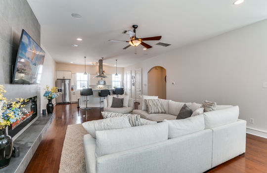 1405-mccoy-st-5-dallas-tx-75204-High-Res-4