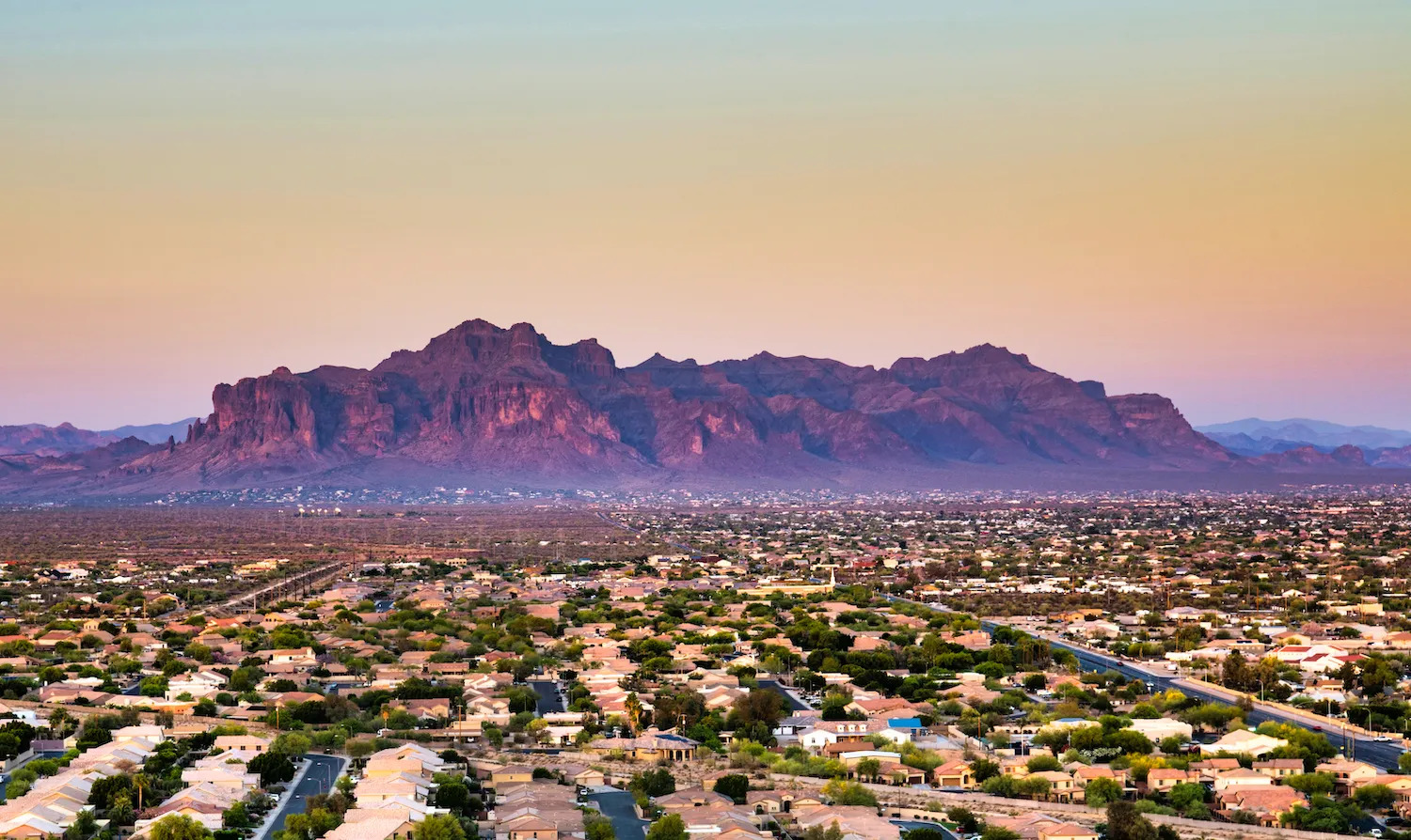 Pros and Cons of Living in Mesa, Arizona