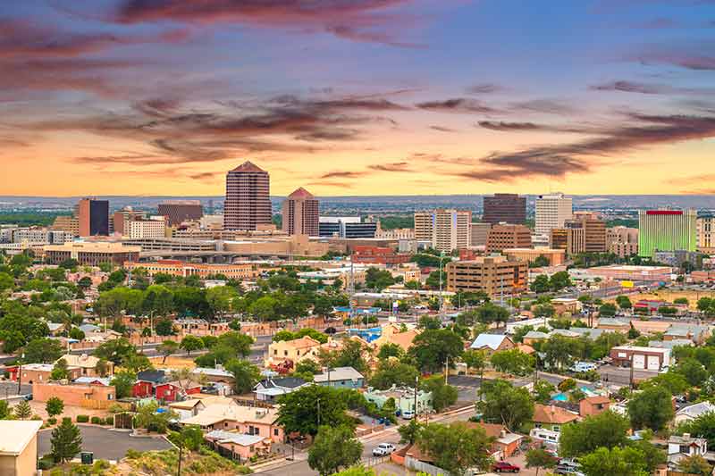 Why So Many Americans Move To Arizona And Not New Mexico