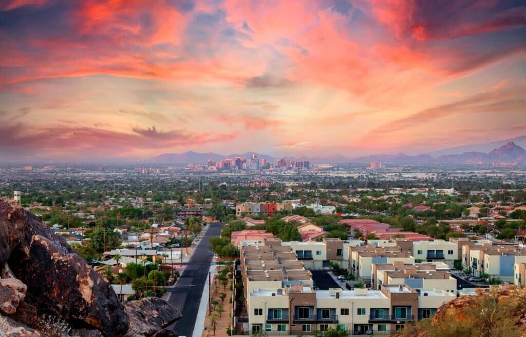 Living in California VS Phoenix AZ