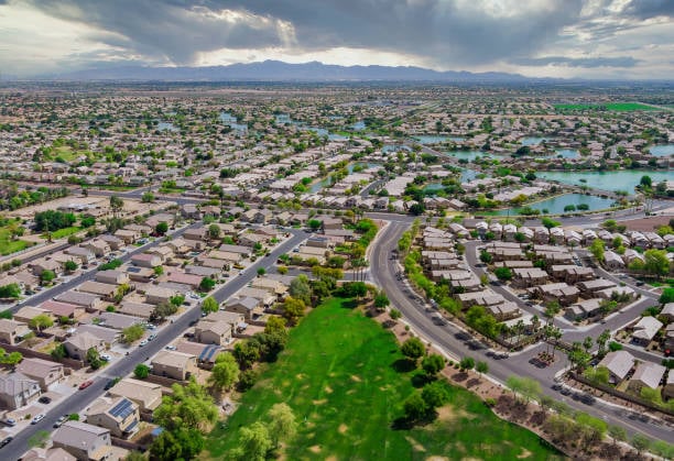 Pros And Cons Of Living in Avondale
