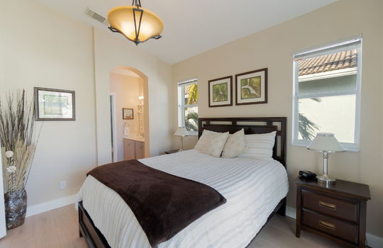 15-web-or-mls-DSC00410-Enhanced-NR