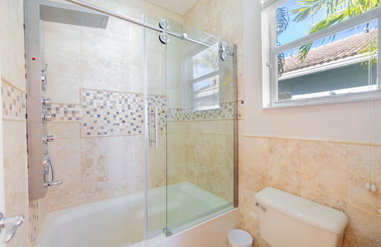 19-web-or-mls-DSC00396-Enhanced-NR