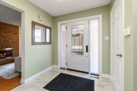 1002 Dalewood Drive Gallery Image 6