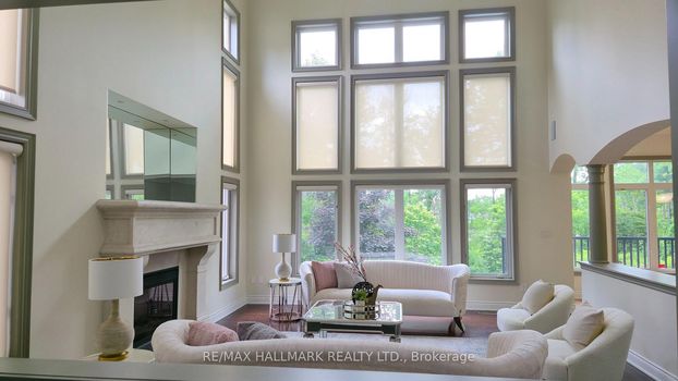 L3RycmViL2xpc3RpbmdzLzQyLzY3LzI3LzMwL3AvY2U4NWNjNGItM2ZjYS00ZmYyLWExZjEtZGFlNmRiMzNhZGYwLmpwZw