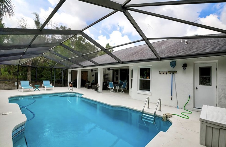 77 Vinca St Listing Photo #4