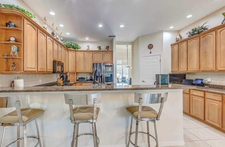 20 Glenridge Blvd Listing Photo #3