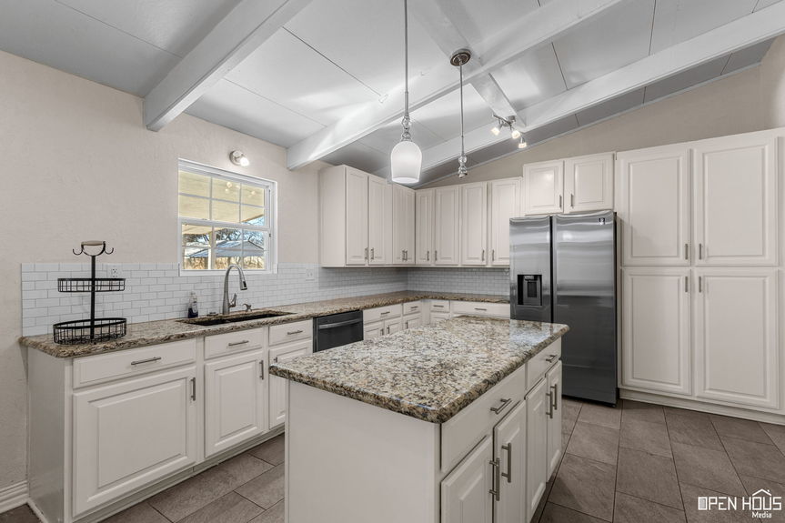 12-web-or-mls-4103-berwick-dr