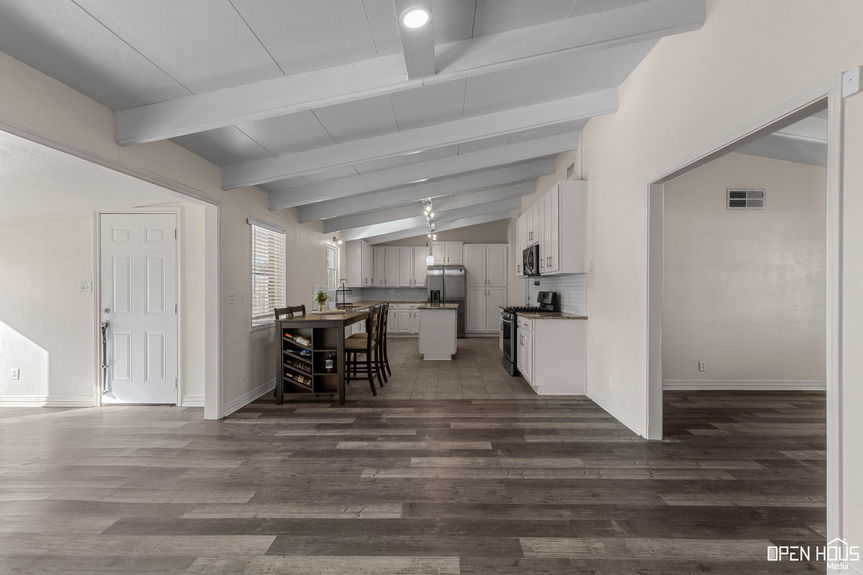 9-web-or-mls-4103-berwick-dr