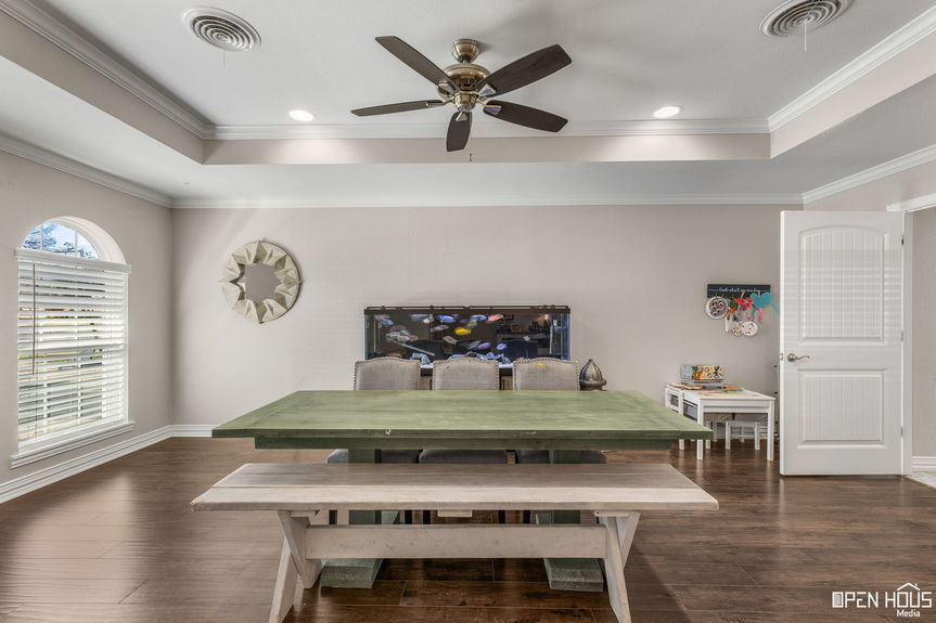 12-web-or-mls-3503-regina-cir