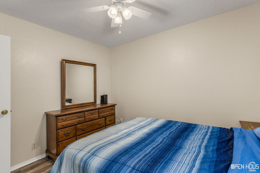 21-web-or-mls-4908-bayberry-dr