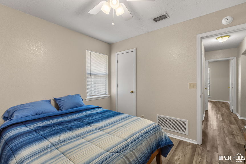 22-web-or-mls-4908-bayberry-dr
