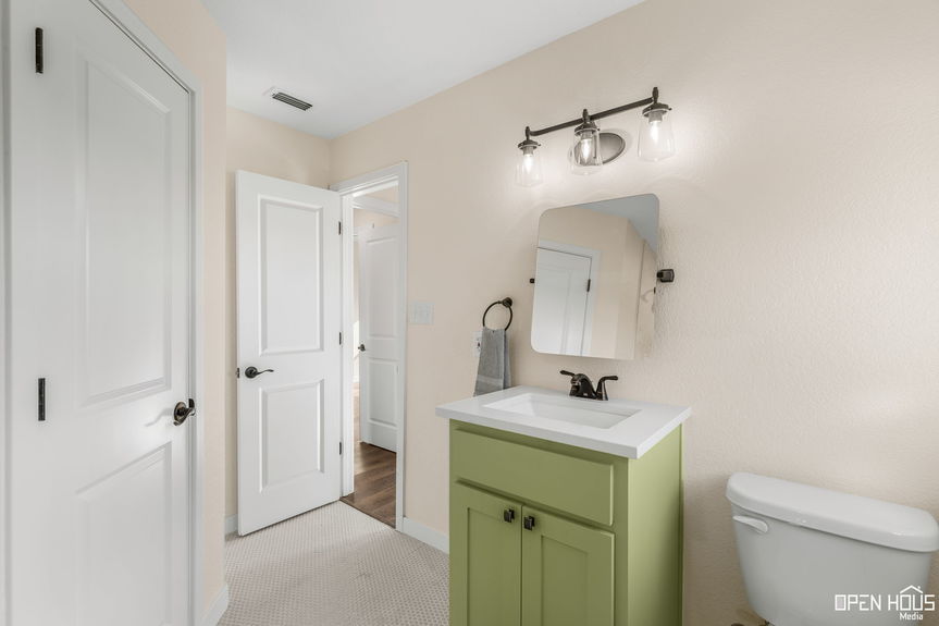 18-web-or-mls-1101-w-mesquite-st