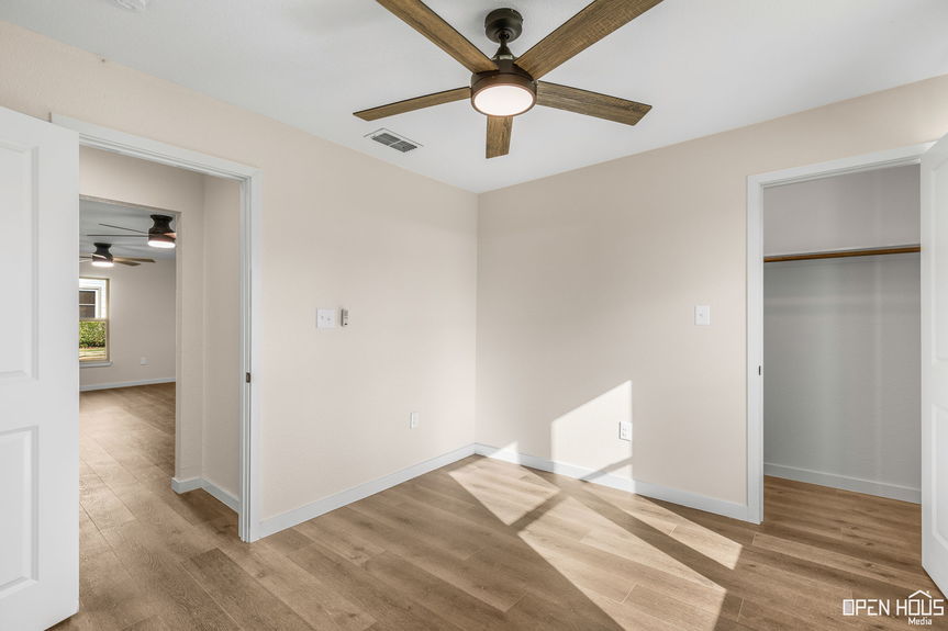 22-web-or-mls-1101-w-mesquite-st