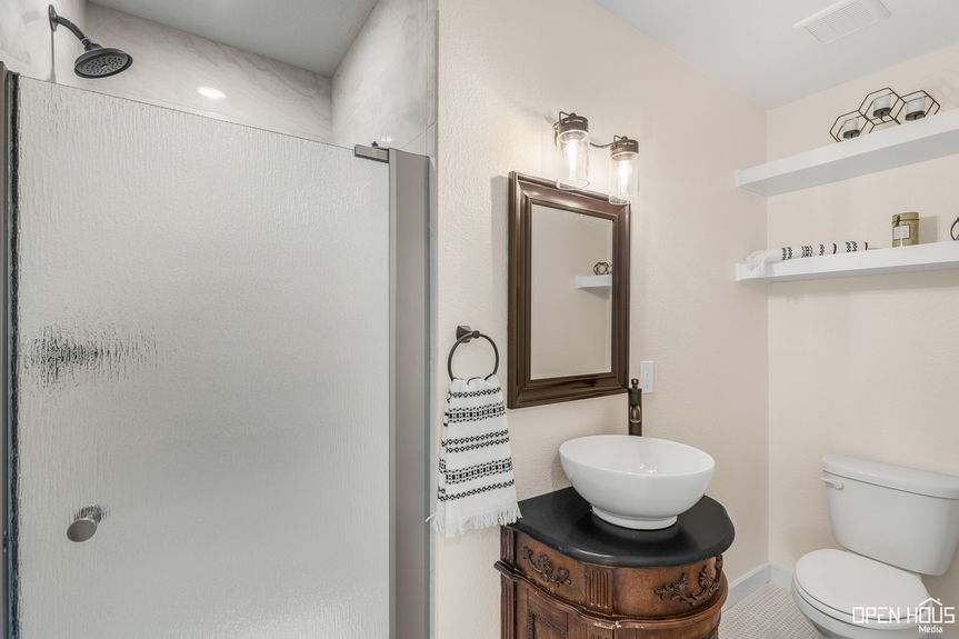 23-web-or-mls-1101-w-mesquite-st