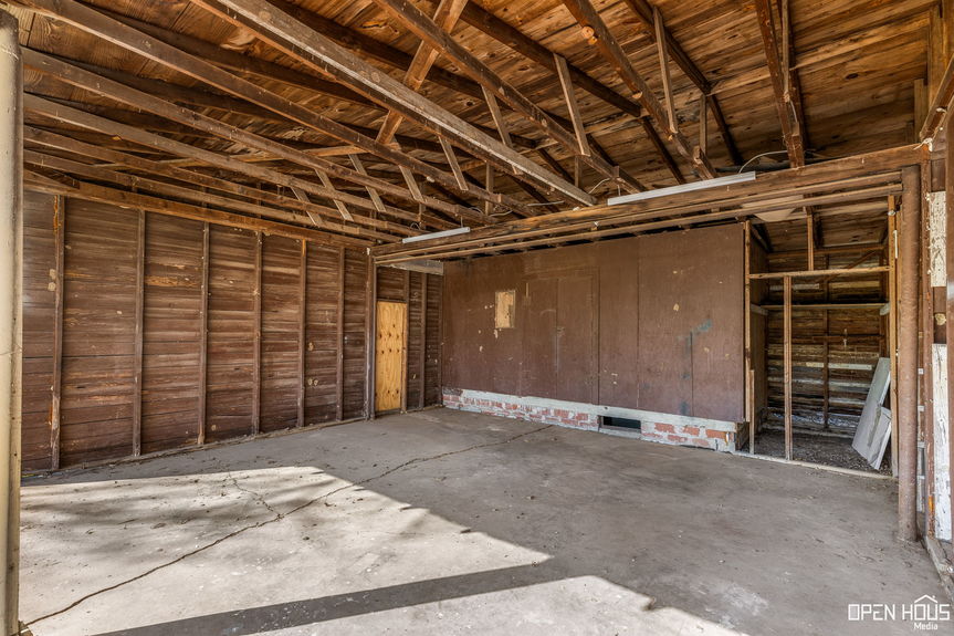 29-web-or-mls-1101-w-mesquite-st