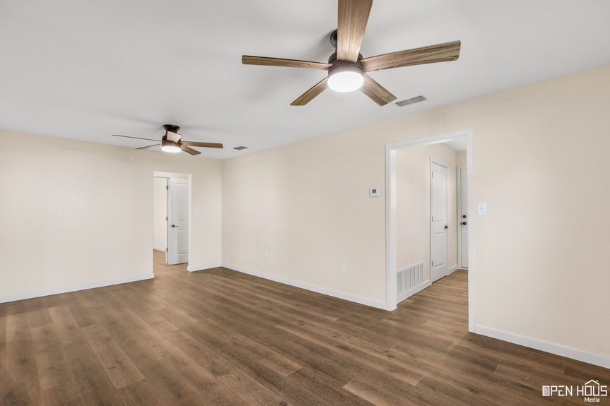 Adaptable Living Area Ready for Personalization