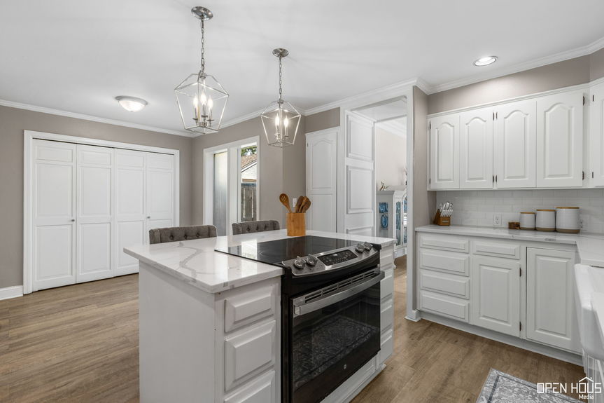 10-web-or-mls-1670-victory-ave