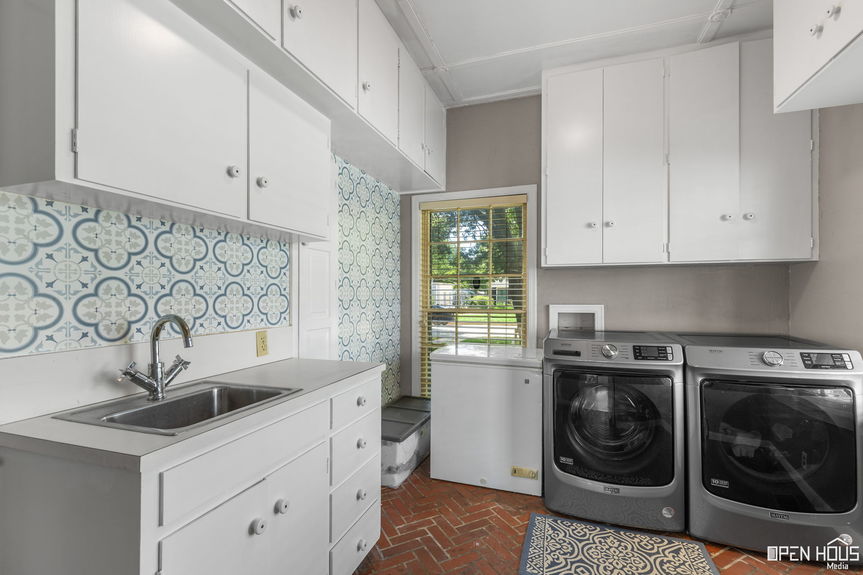 12-web-or-mls-1670-victory-ave