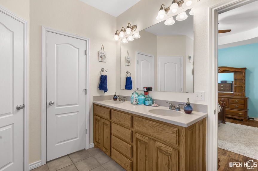 19-web-or-mls-5414-madiliz-way
