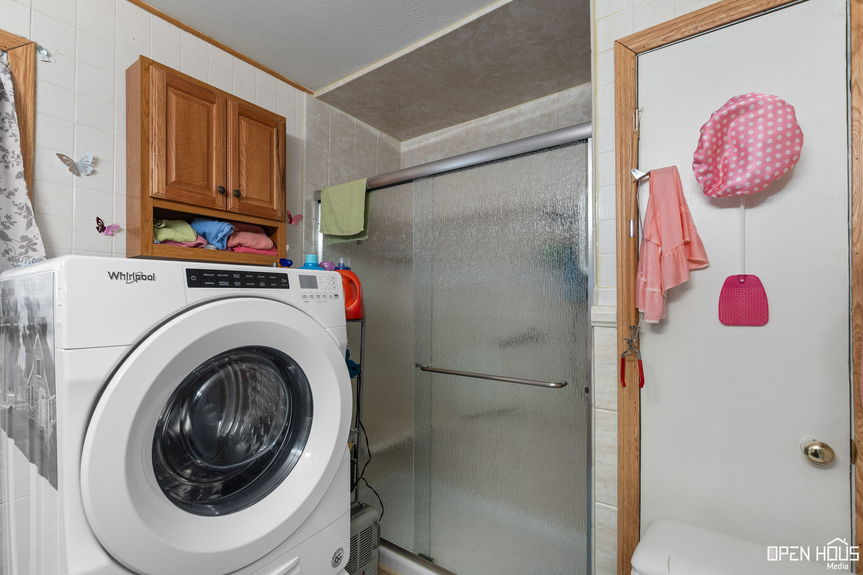 23-web-or-mls-101-carolyn-ln