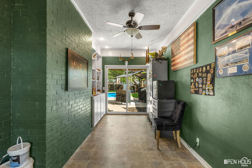 27-web-or-mls-1670-victory-ave