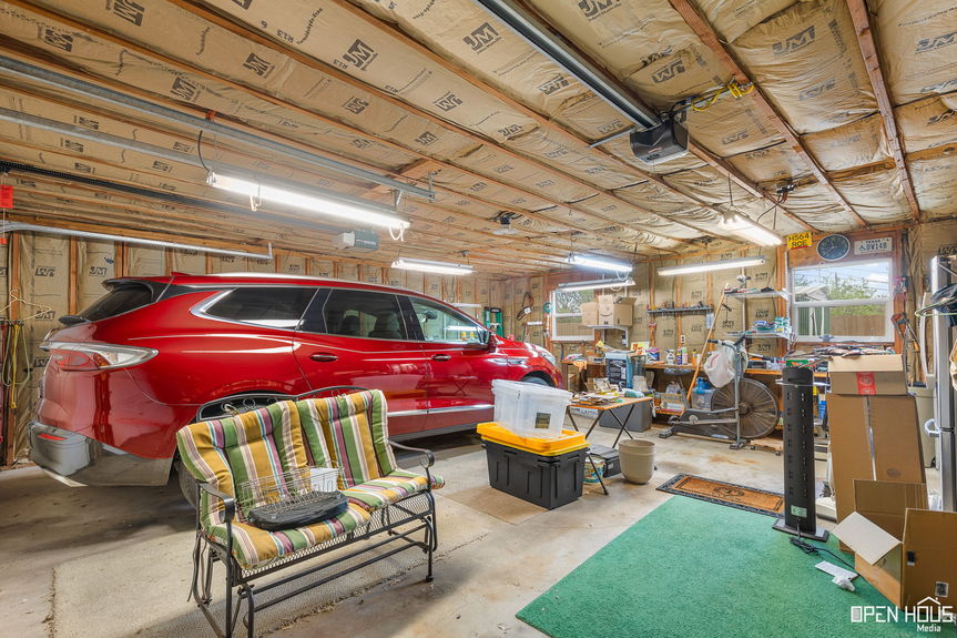 28-web-or-mls-101-carolyn-ln