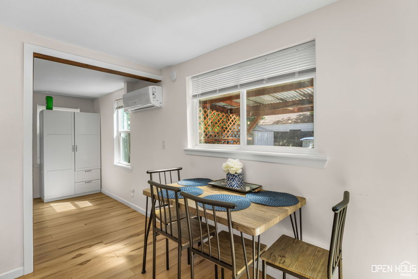 35-web-or-mls-1670-victory-ave