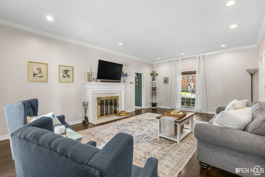 6-web-or-mls-1670-victory-ave